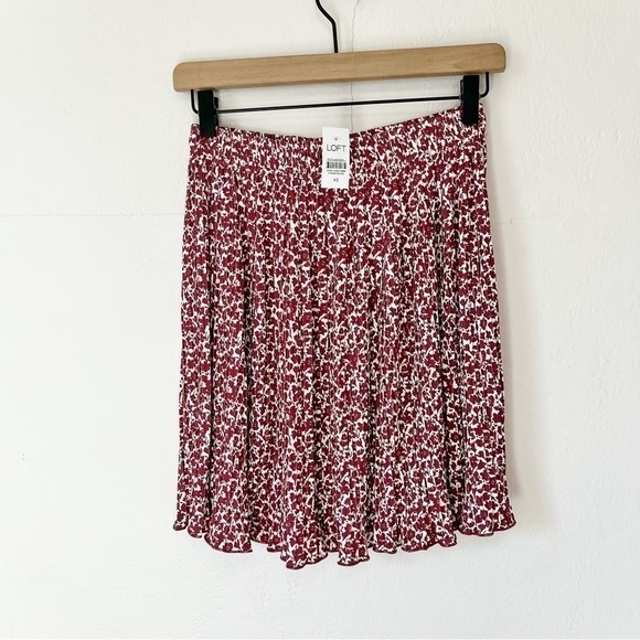 LOFT Floral Skirt NWT - Picture 1 of 4